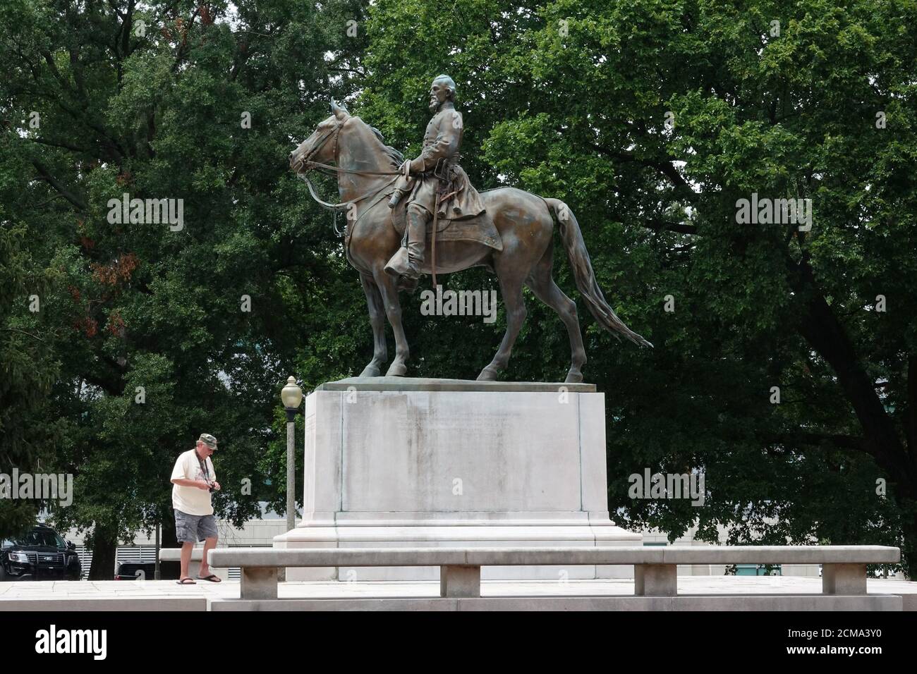 Nathan bedford forrest statue hires stock photography and images Alamy