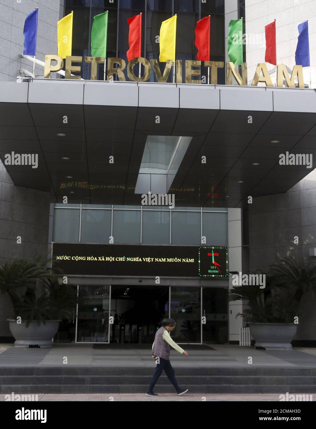 Petrovietnam hires stock photography and images Alamy