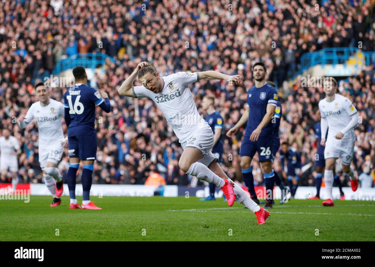 Leeds Road Huddersfield High Resolution Stock Photography And Images Alamy