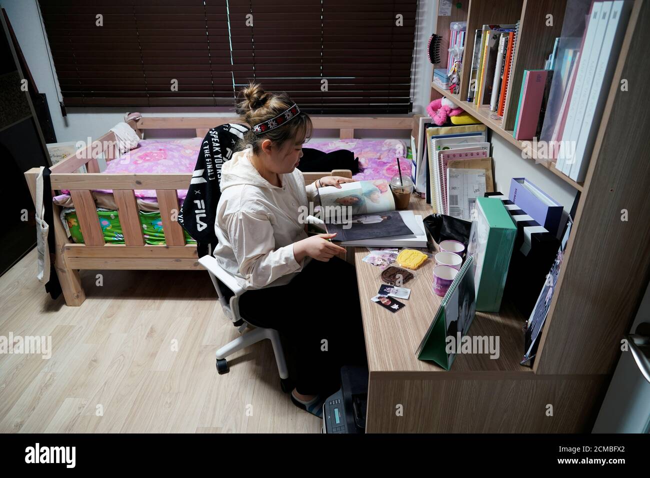 Yu Mi High Resolution Stock Photography And Images Alamy