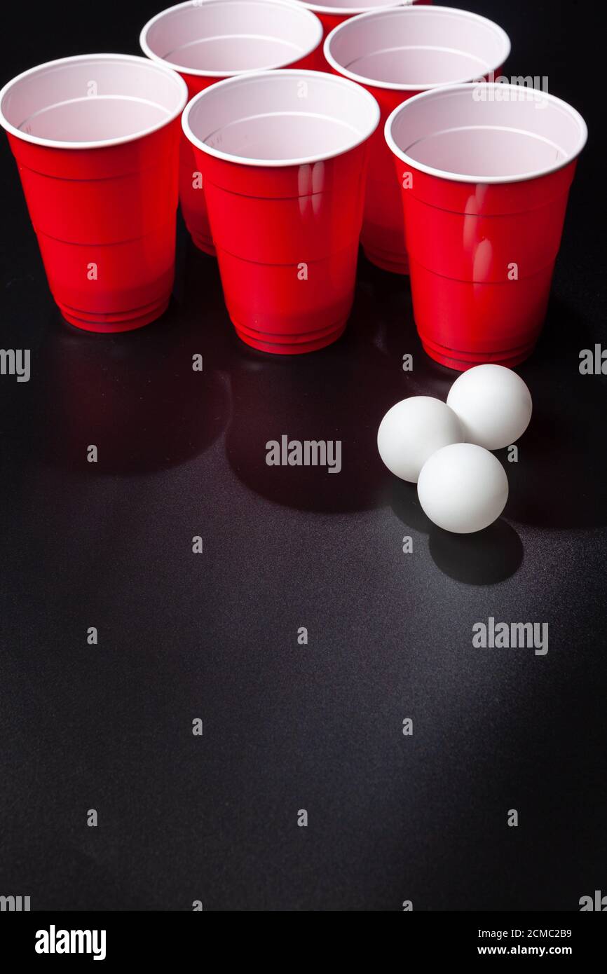 Still life shot of a beer pong game Stock Photo - Alamy