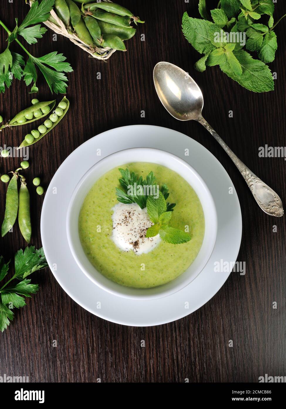Cream of green peas with mint Stock Photo Alamy