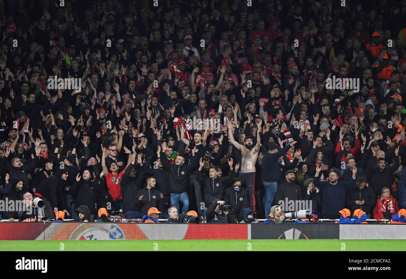 Standard Liege Fans High Resolution Stock Photography And Images Alamy