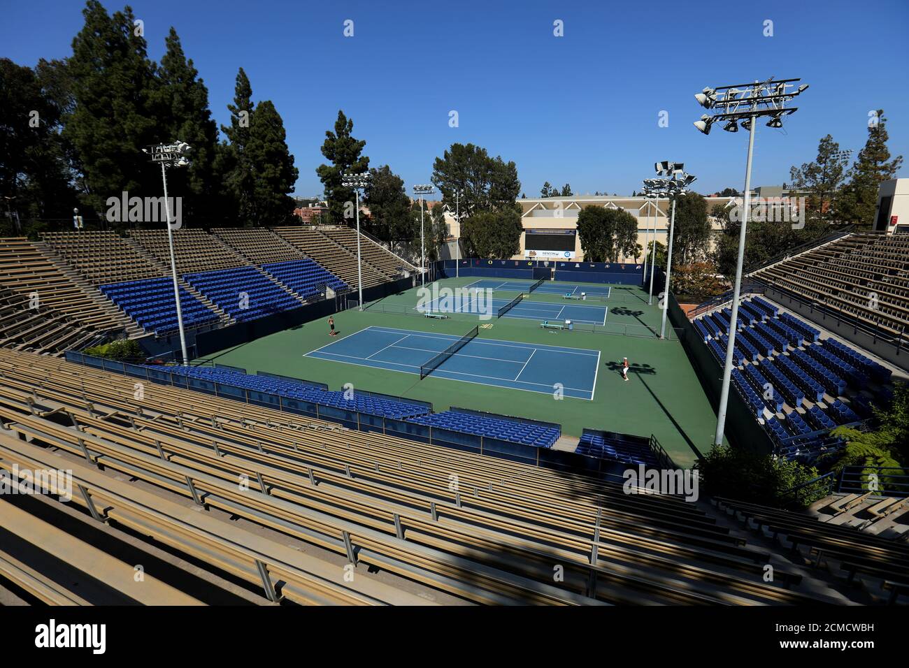 Village tennis courts hires stock photography and images Alamy