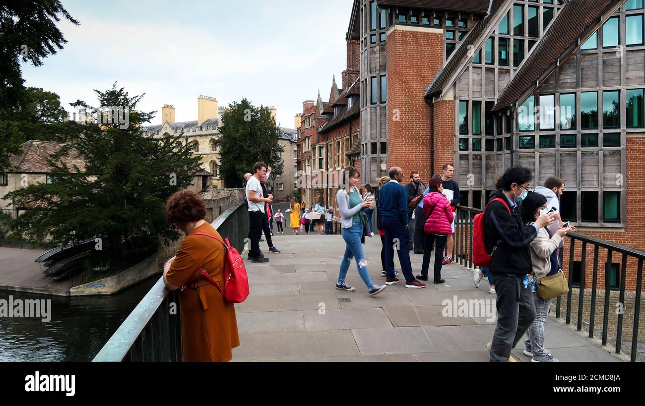 Tourists on Garret Hostel Bridge University of Cambridge Stock Photo
