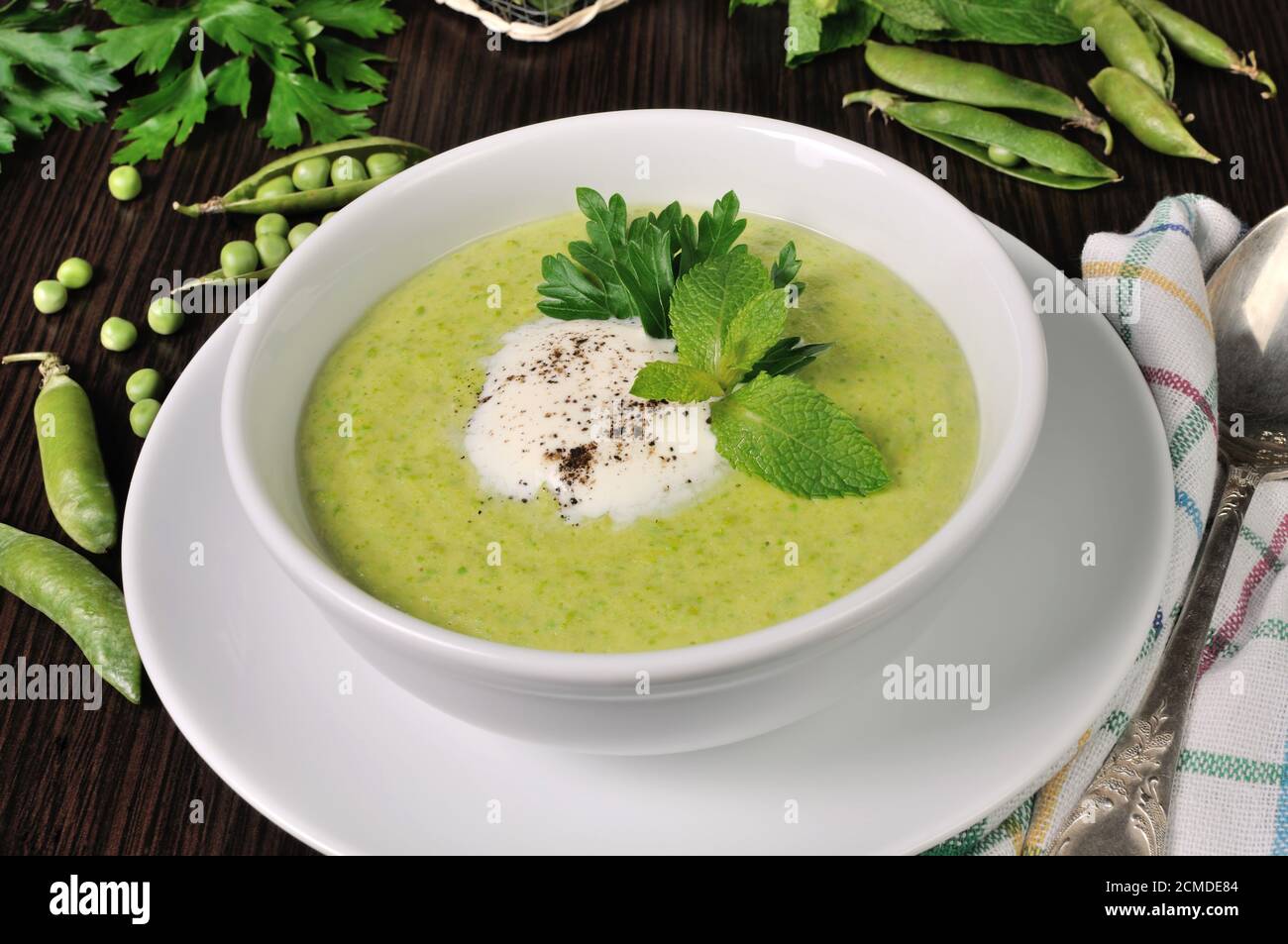 Cream of green peas with mint Stock Photo Alamy