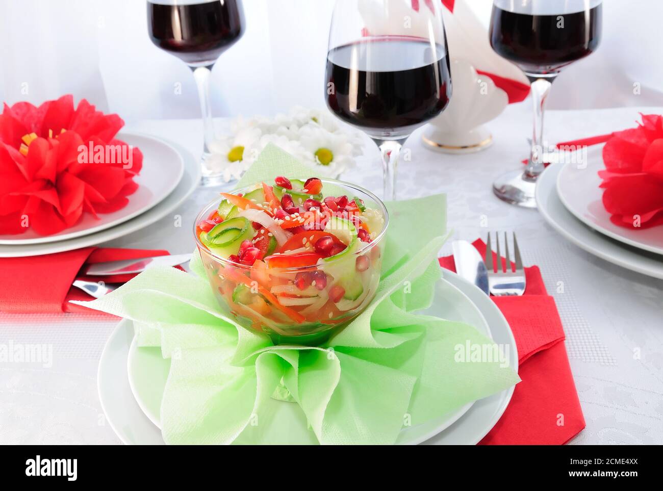 Fruit vegetable salad hi-res stock photography and images - Alamy