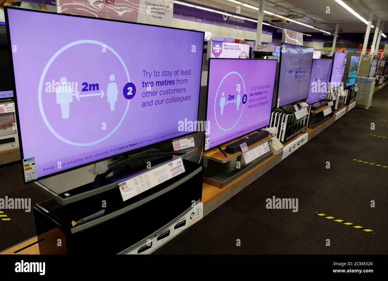 Currys corner hires stock photography and images Alamy