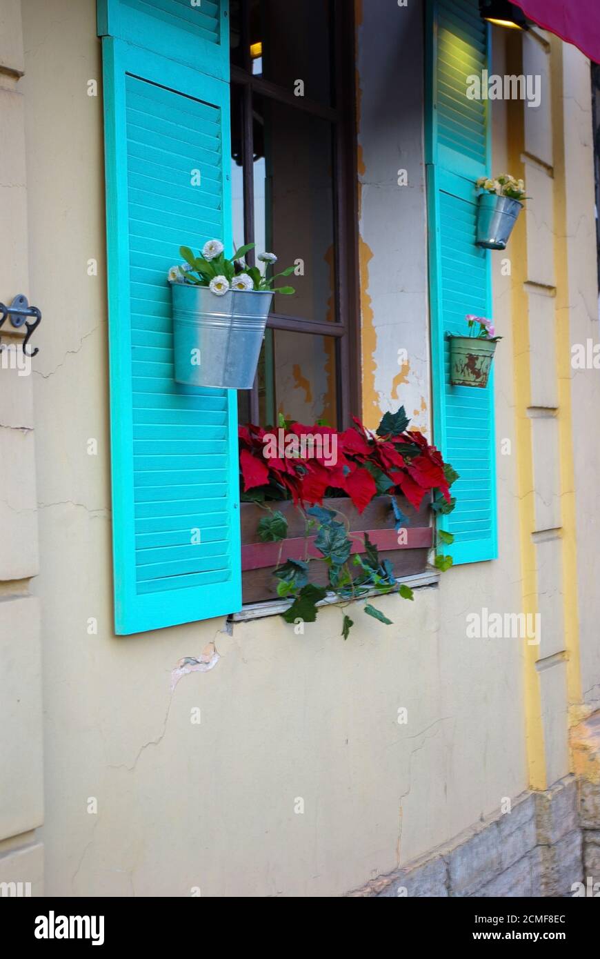 Blue green shutters hi-res stock photography and images - Alamy