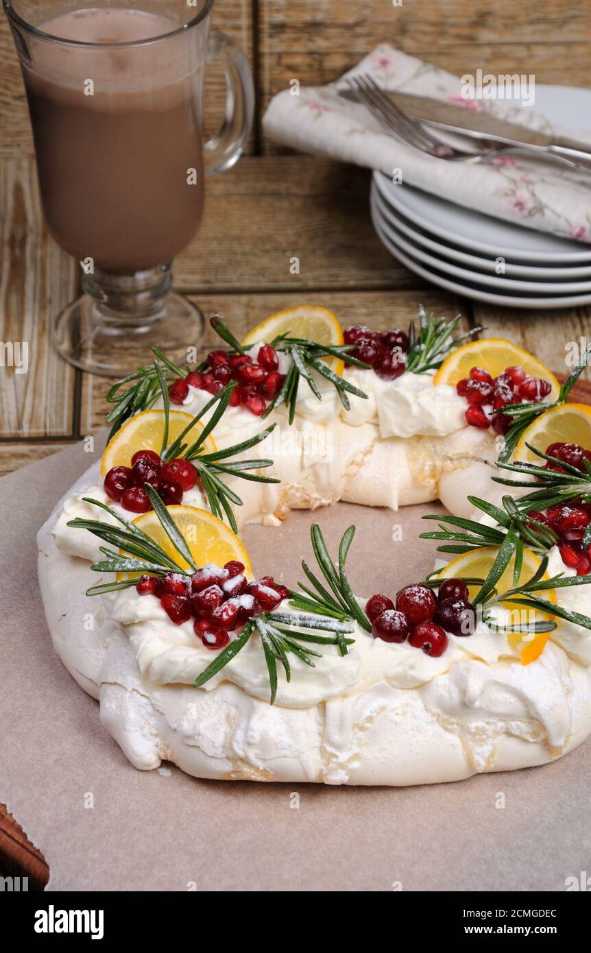 Christmas wreath made of meringue Stock Photo Alamy