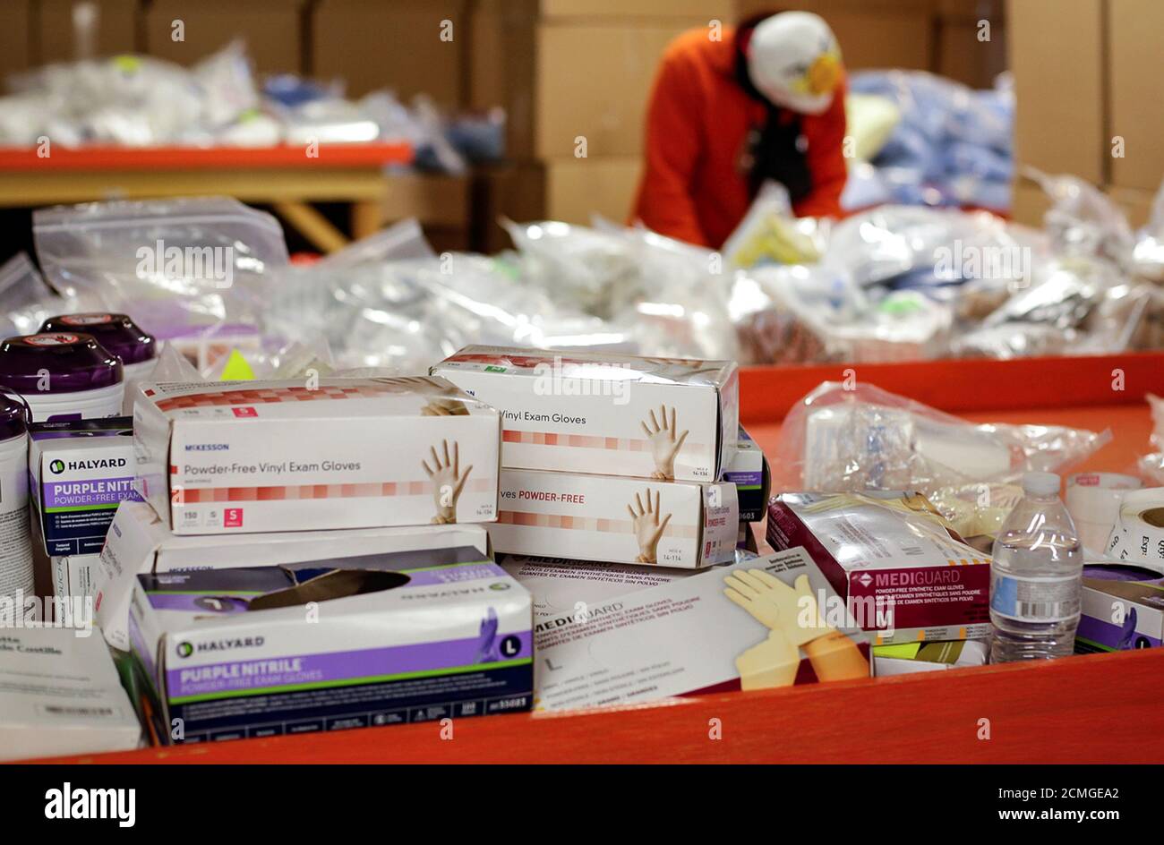 Medical gloves boxes hires stock photography and images Alamy