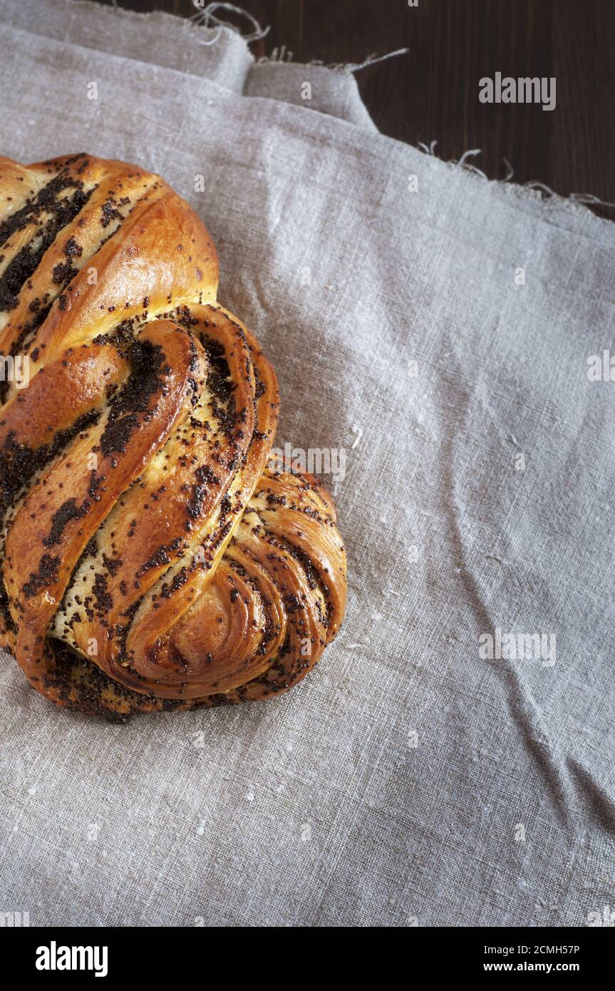 Whole bun with poppy seeds Stock Photo Alamy