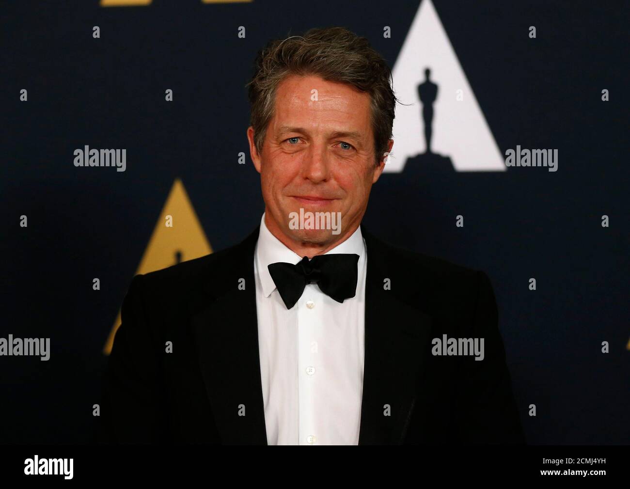 Oscars hugh grant hires stock photography and images Alamy