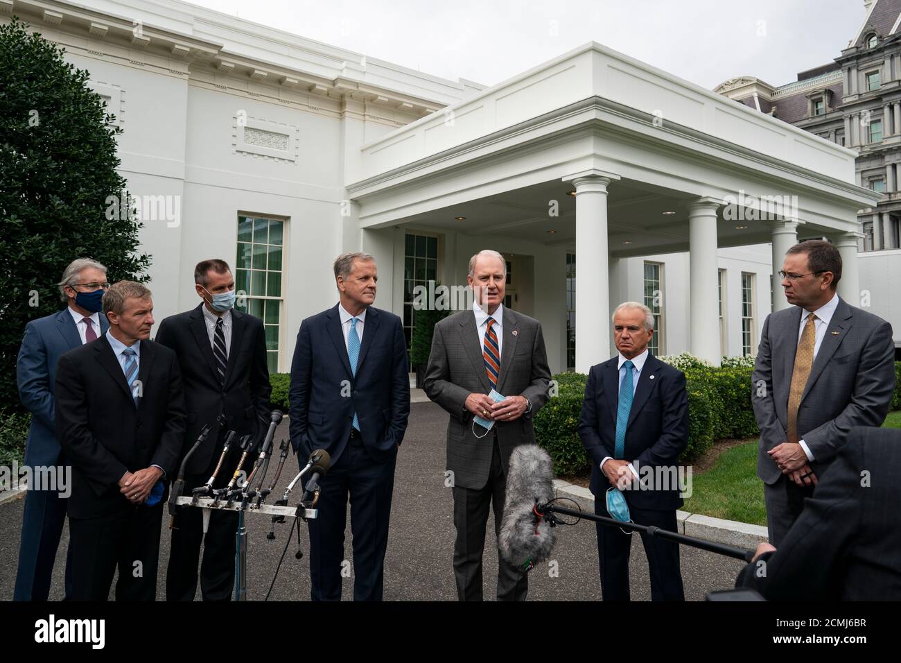 Left to right: Delta CEO Ed Bastian, United CEO Scott Kirby, Hawaiian President and CEO Peter Ingram, American Airlines chairman and CEO Doug Parker, Southwest Airlines Chairman and CEO Gary Kelly, Airlines For America President and CEO Nicholas Calio, and Alaska President and CEO Brad Tilden, speak with reporters outside the White House on September 17th, 2020 in Washington, D.C. The executives just finished a meeting with White House Chief of Staff Mark Meadows during which they discussed an extension of COVID-19 relief benefits to the major airlines. Credit: Alex Edelman / Pool via CNP /Med Stock Photo