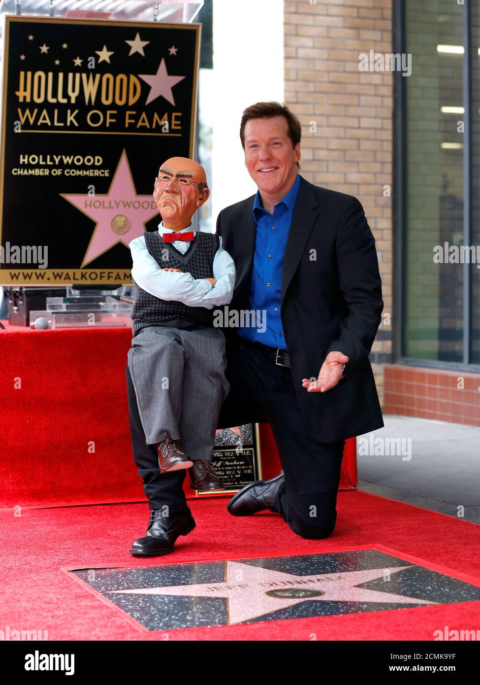 Jeff Dunham Walk High Resolution Stock Photography and Images Alamy