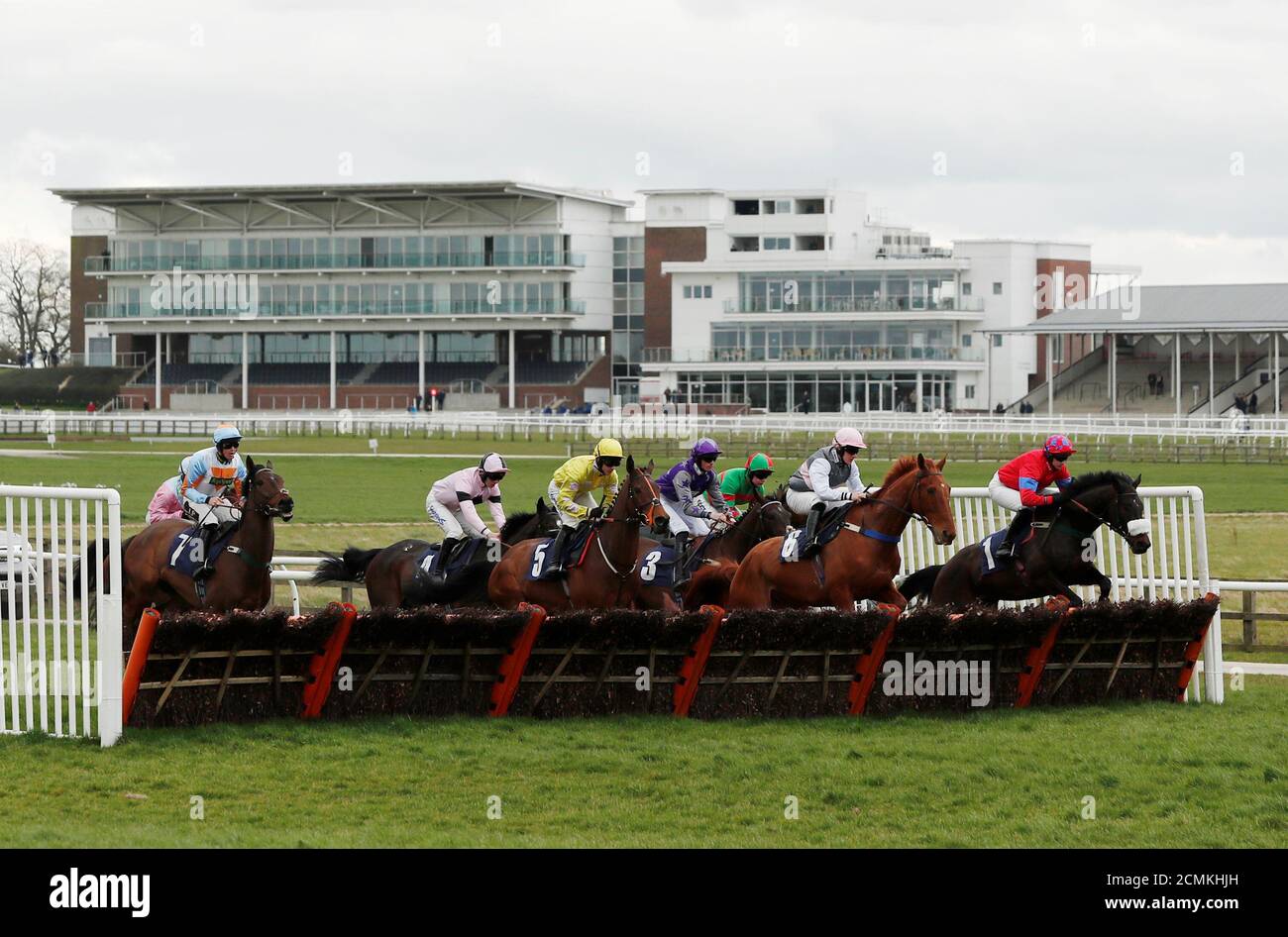 Wetherby Racecourse High Resolution Stock Photography And Images Alamy