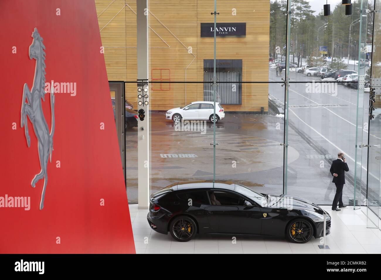 Ferrari Showroom High Resolution Stock Photography And Images Alamy