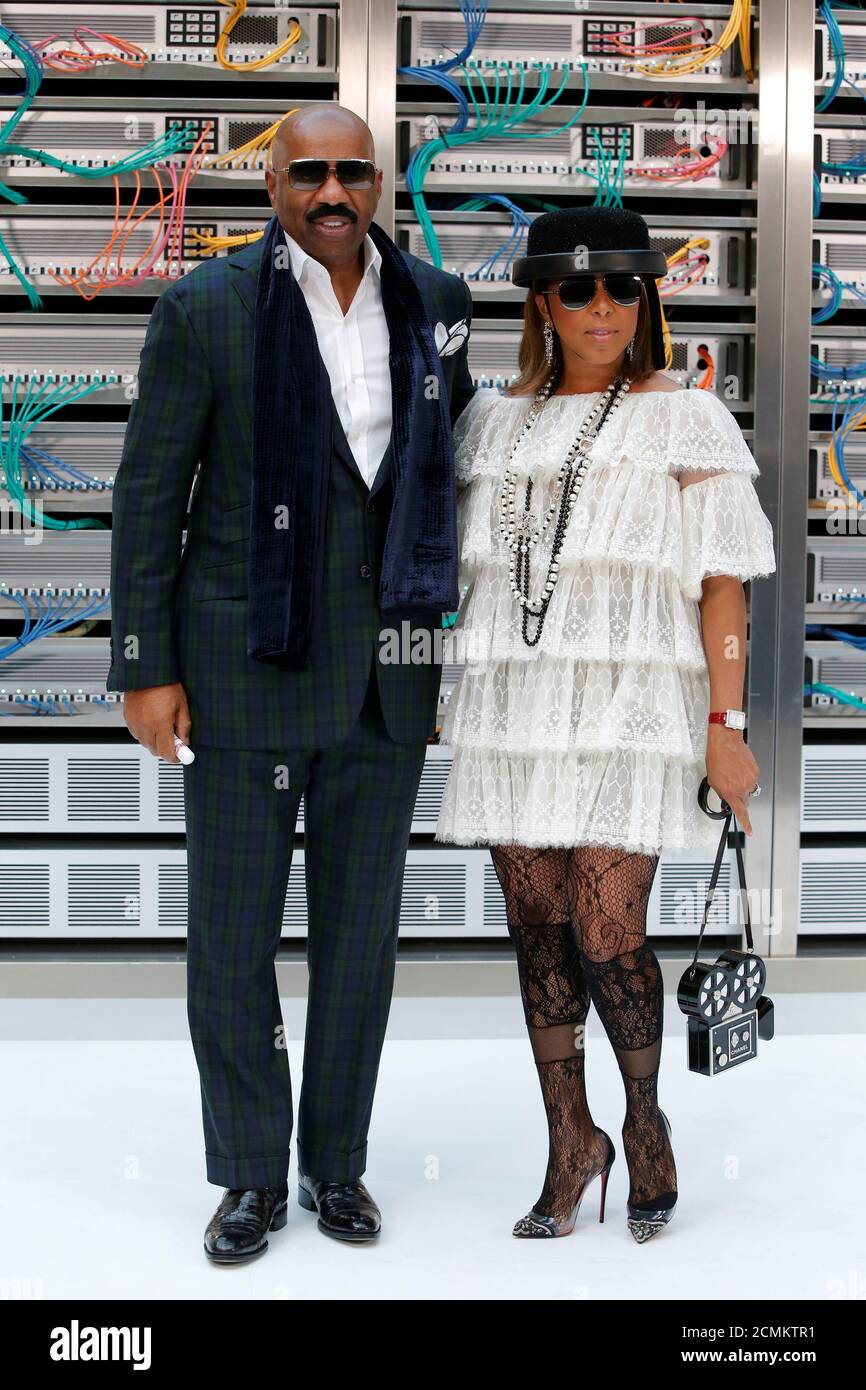 Steve Harvey And Marjorie Harvey Pose During A Photocall Before The Spring Summer 2017 Women S Ready