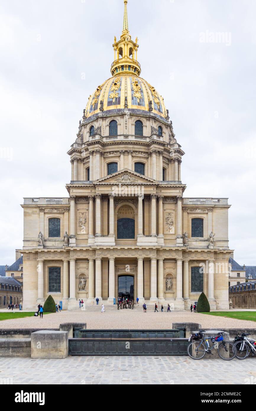 Facade of the Dome des Invalides Stock Photo - Alamy
