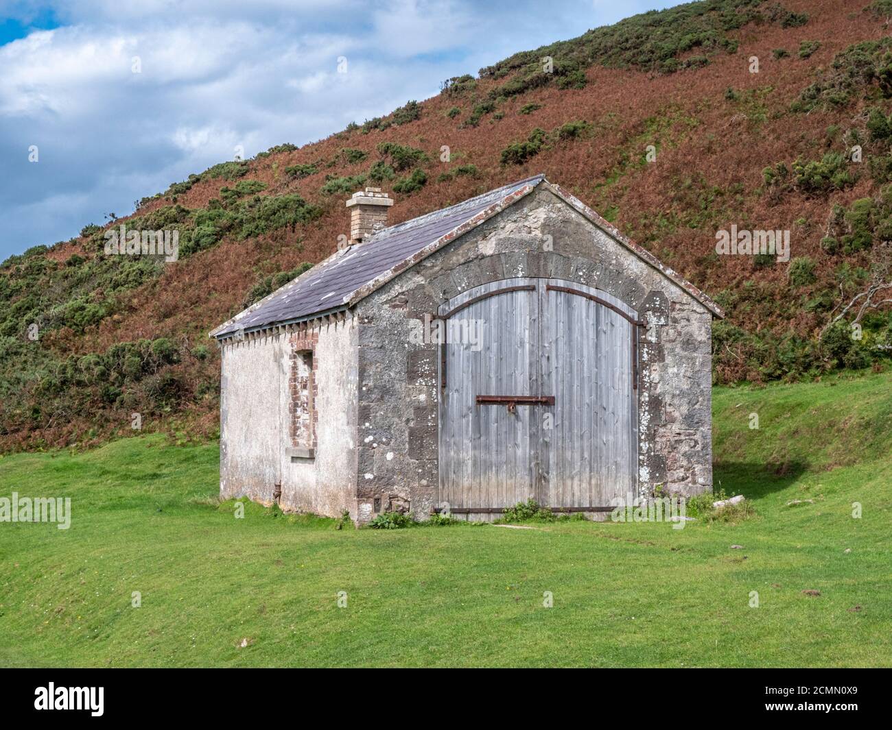 An old shed or barn in a fierld at Rhossil Bay on the Gower Peninsula