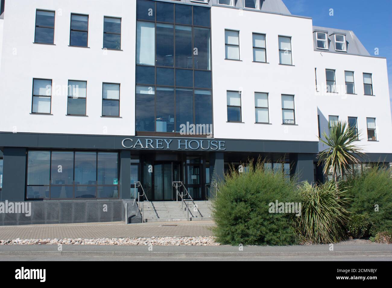 Channel Islands. Guernsey. St Peter Port. St George's Esplanade. Admiral Park. Carey House. Stock Photo