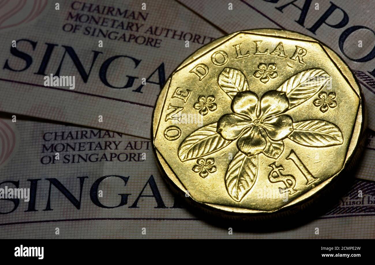 Singapore Dollar Bank Notes High Resolution Stock Photography And Images Alamy