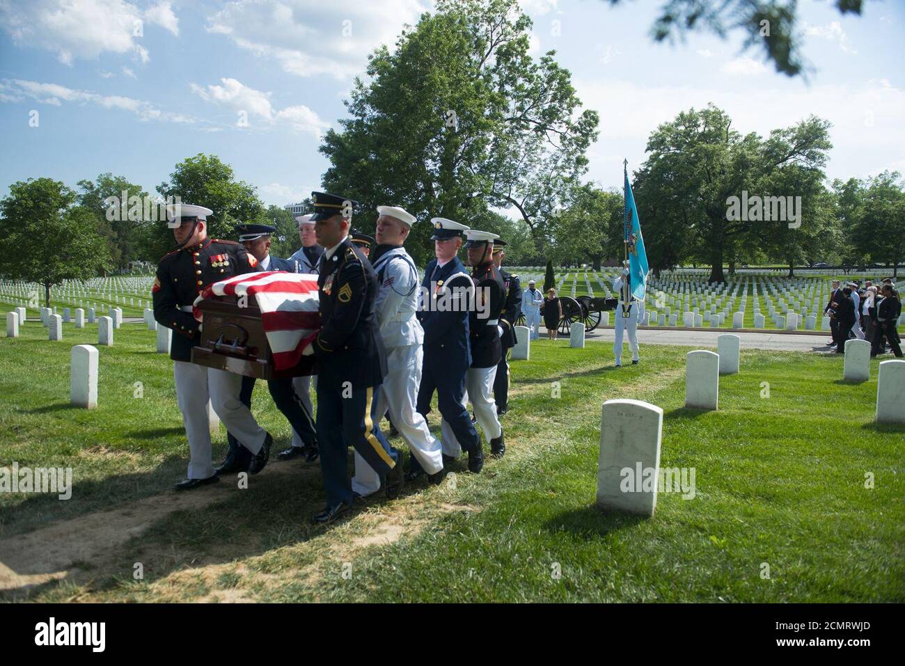 Full military honors hi-res stock photography and images - Alamy