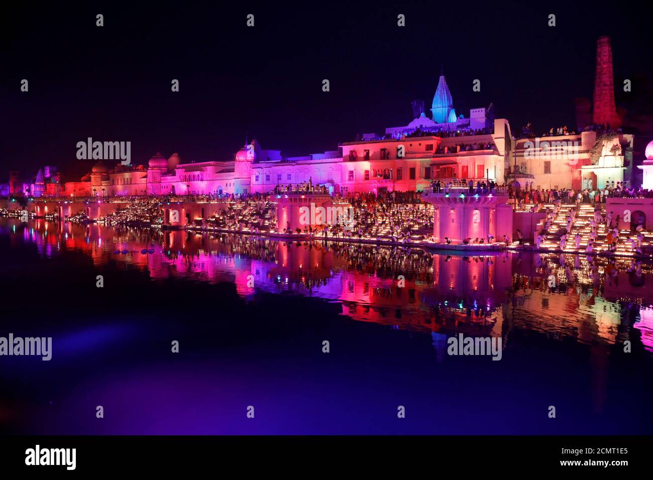 Oil lamps guinness hires stock photography and images Alamy