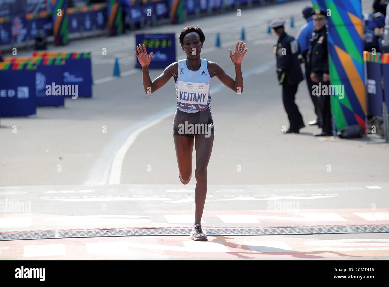 New york marathon 2019 finish line hires stock photography and images