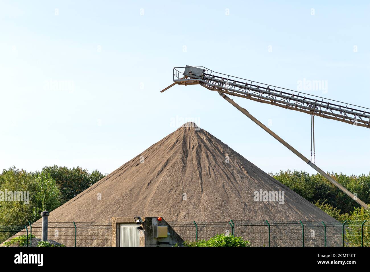 Pollution environment manufacturing cement plant hi-res stock photography  and images - Page 6 - Alamy