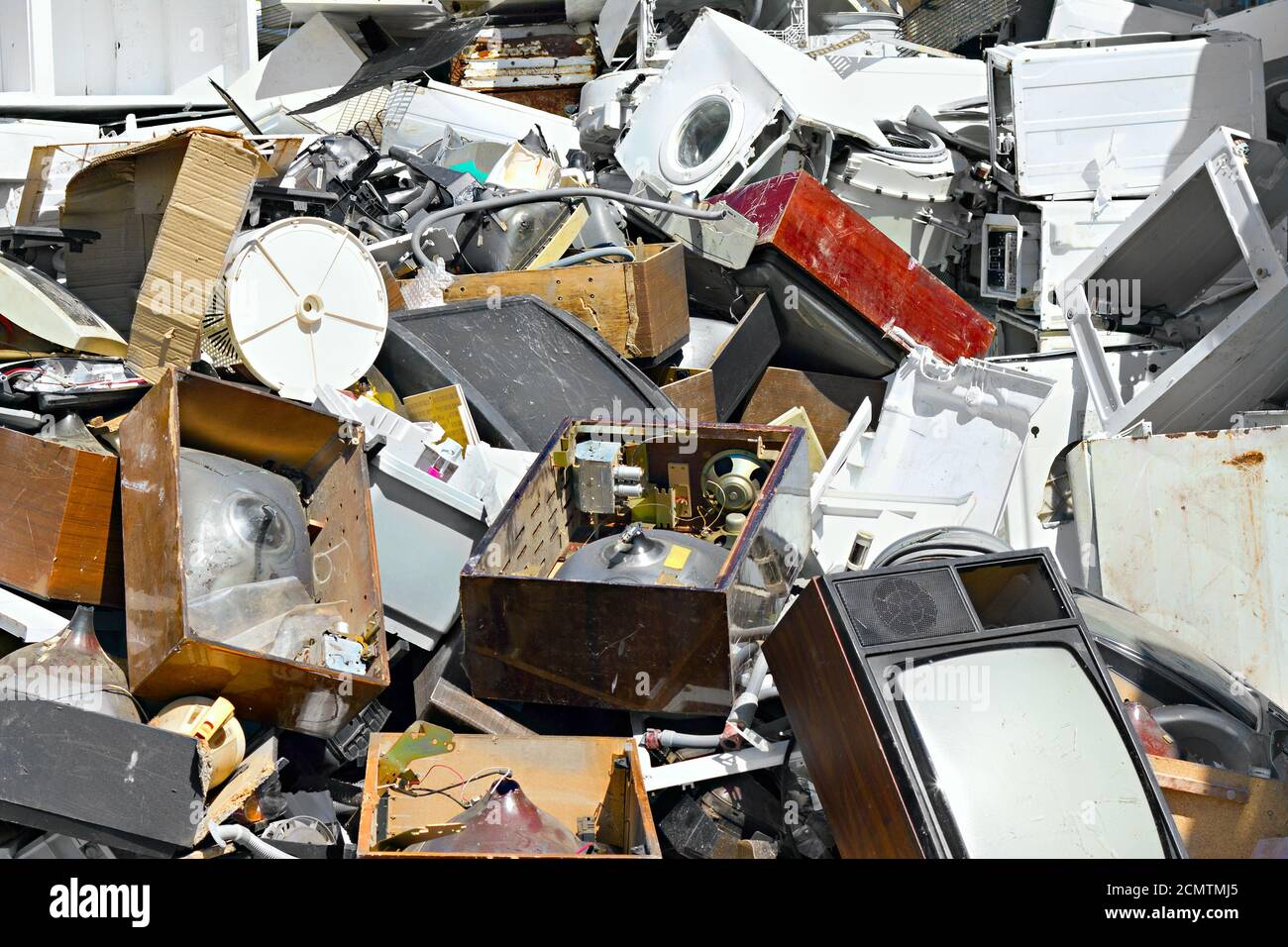 Dump the old broken appliances Stock Photo Alamy