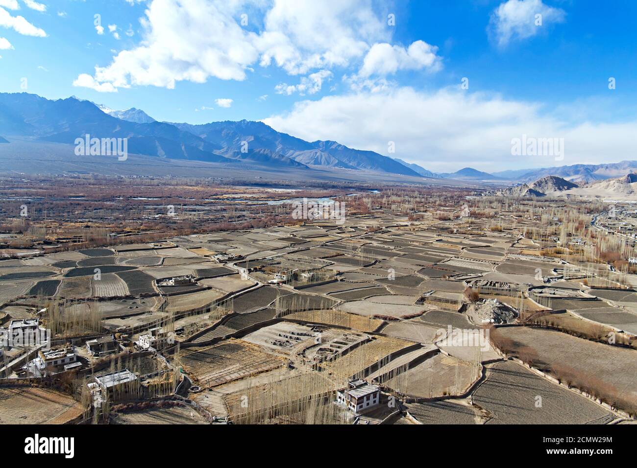 Northern himalayas hi-res stock photography and images - Alamy