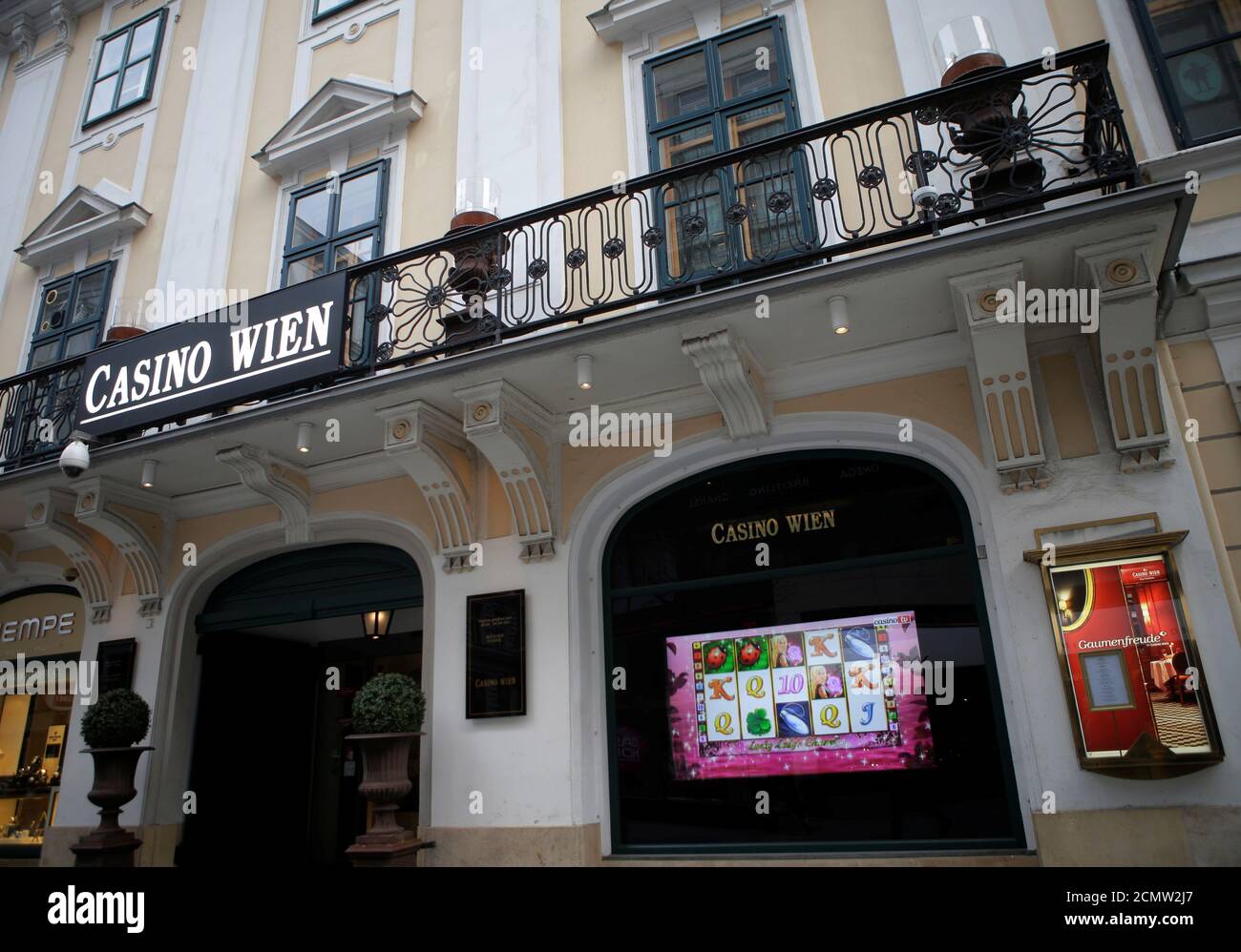 Casino Wien High Resolution Stock Photography and Images - Alamy