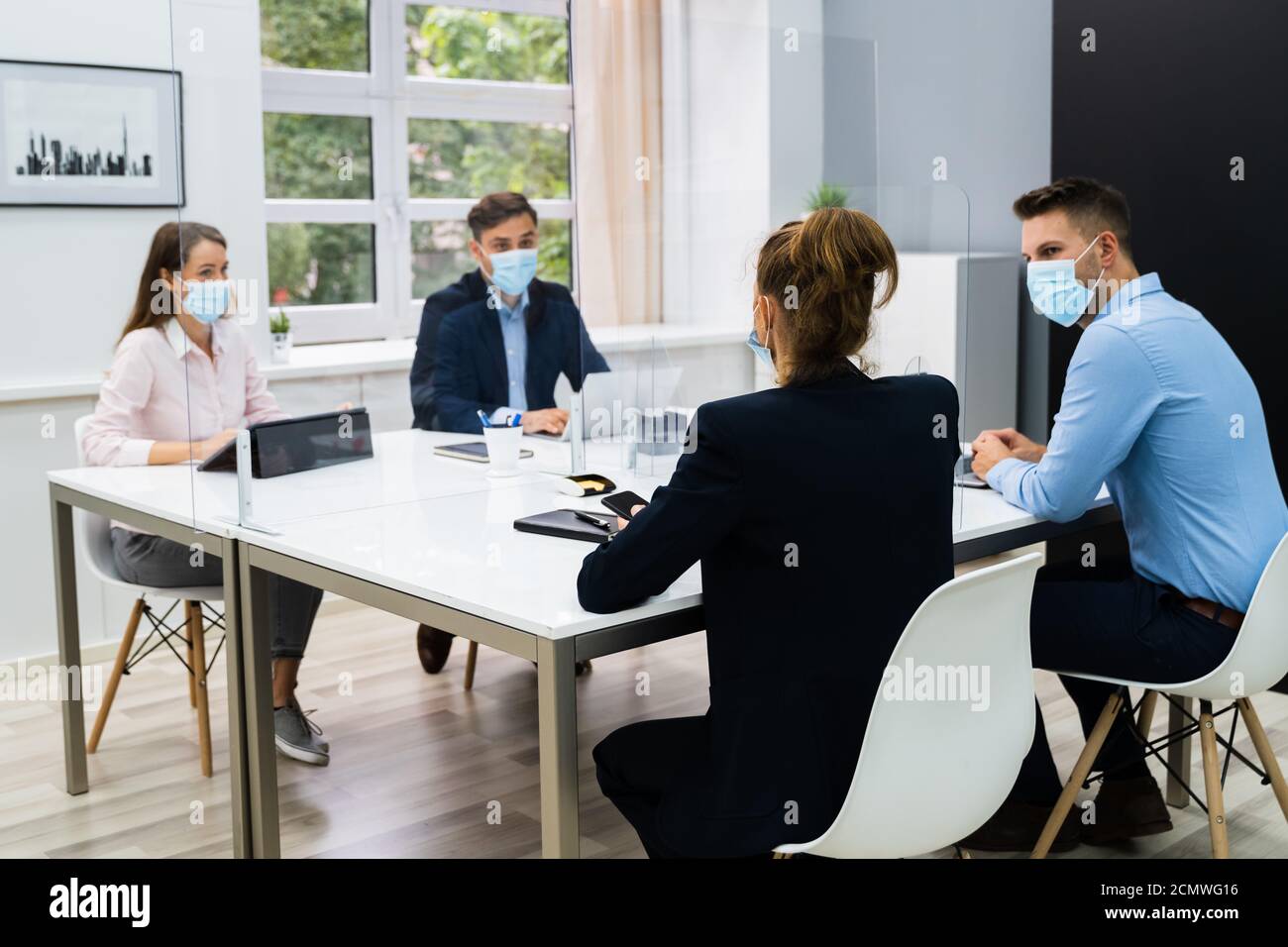 Office mask meeting hi-res stock photography and images - Alamy