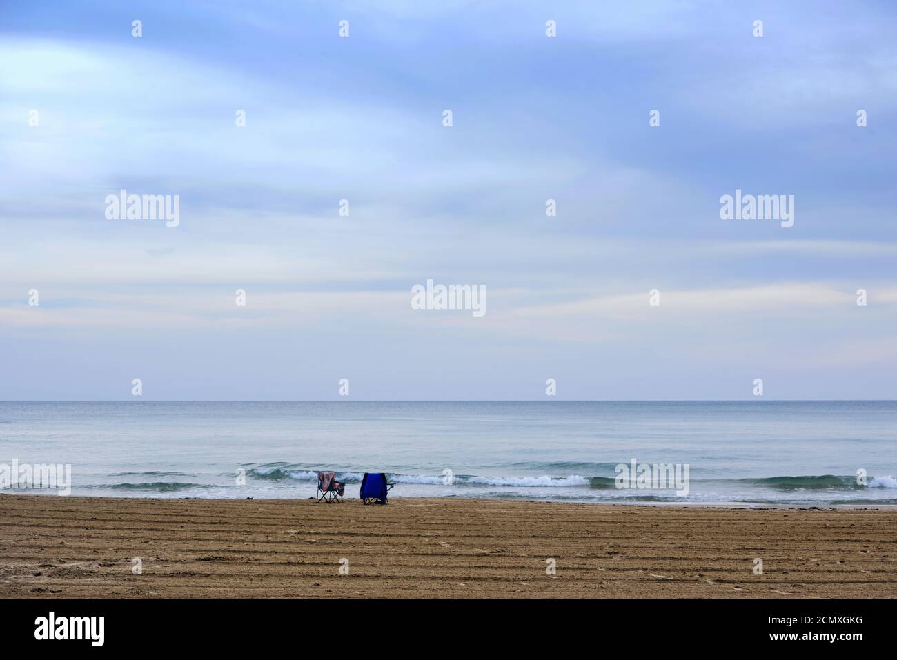 Peaceful view empty beach hi-res stock photography and images - Alamy