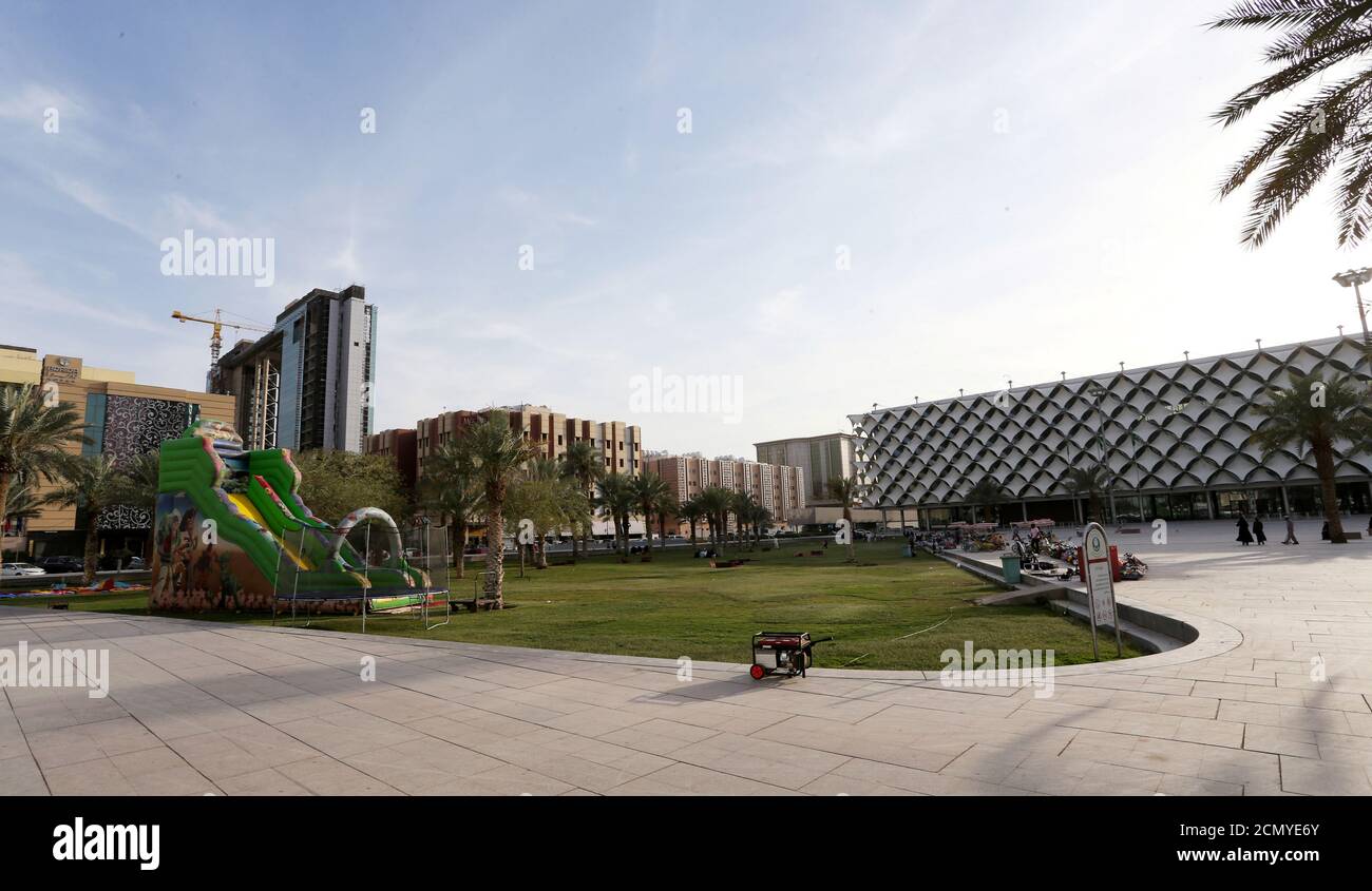 King fahd library in riyadh hi-res stock photography and images - Alamy