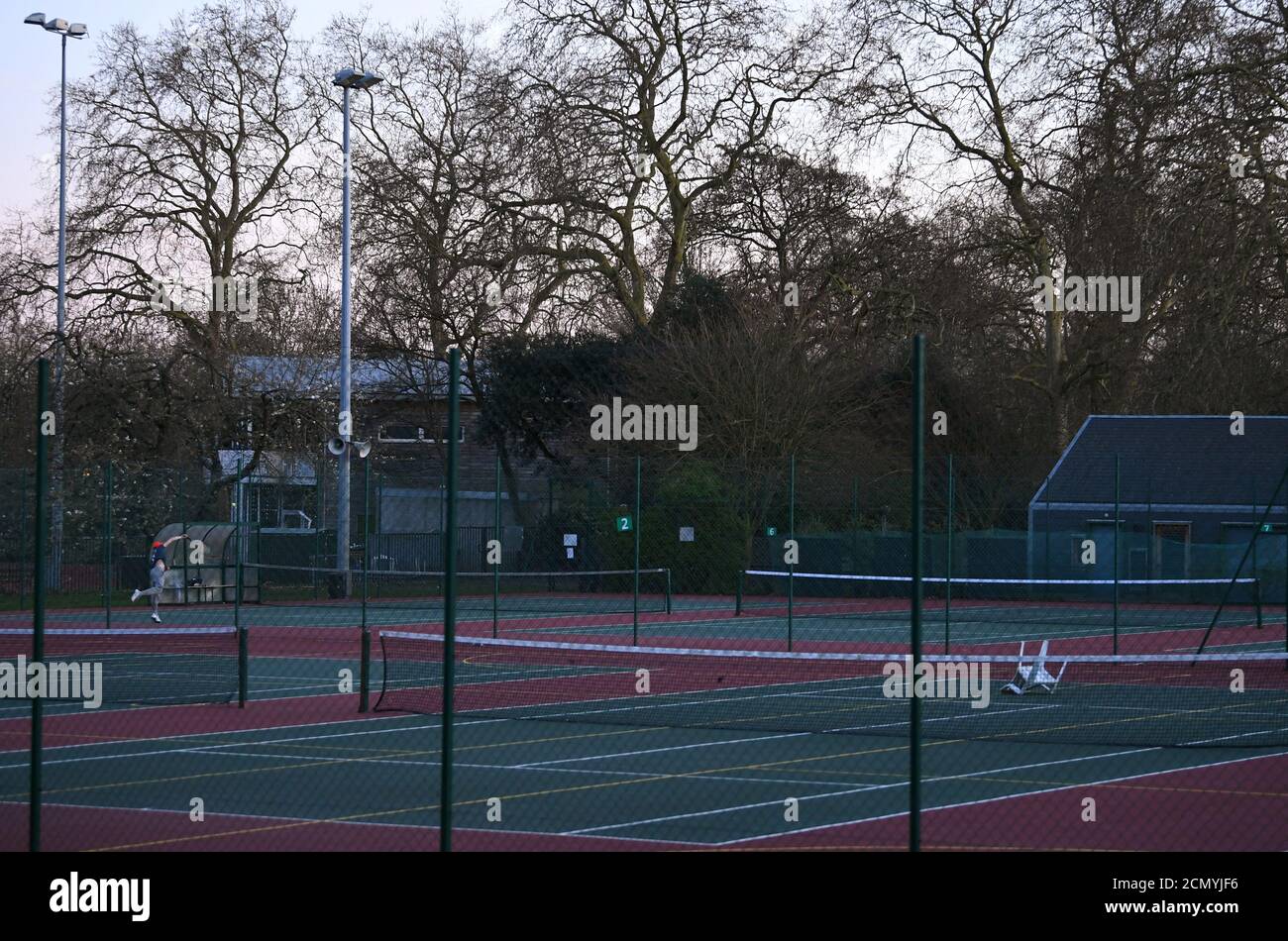 Empty Tennis Courts High Resolution Stock Photography And Images Alamy