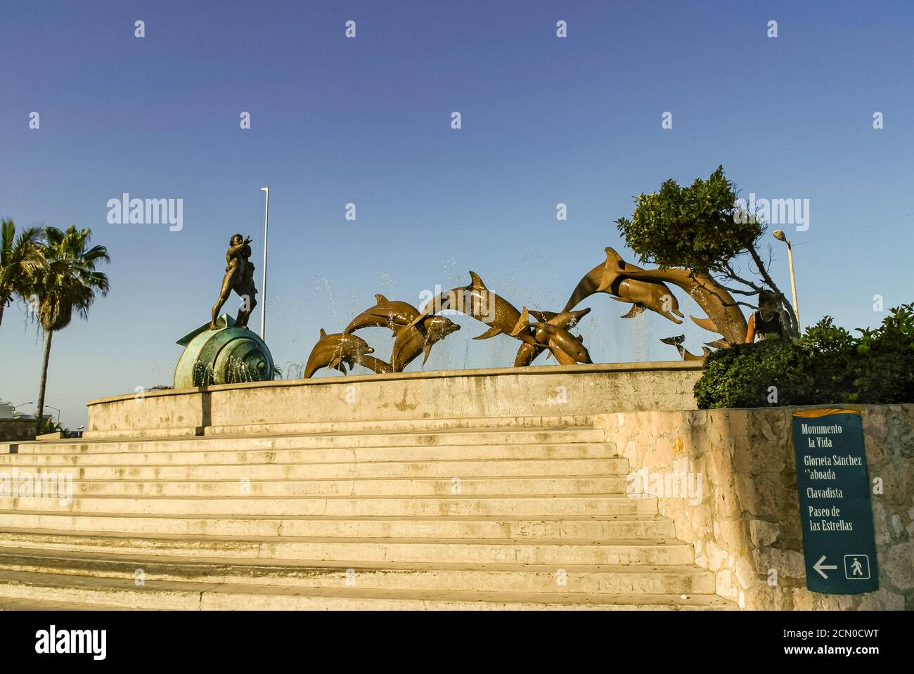 Mazatlan, Mexico April 23, 2008 Monumento a La Continuidad de La