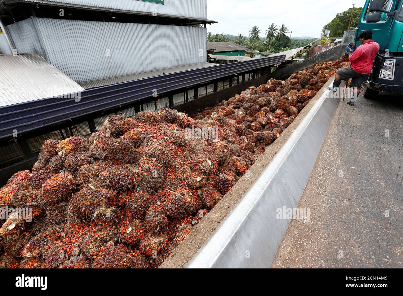 Lorry Malaysia High Resolution Stock Photography And Images Alamy