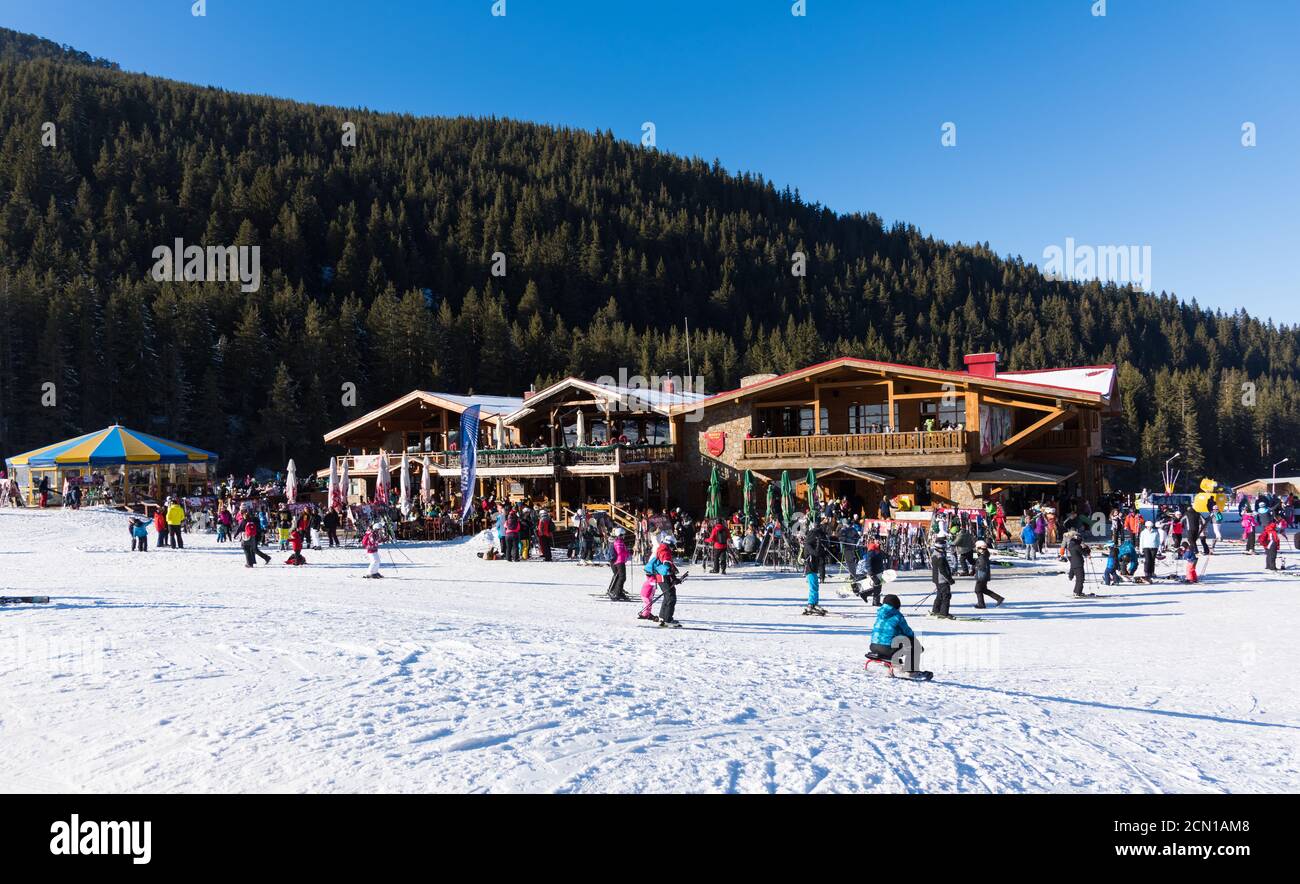 ski resort in Bansko. Polyana Banderishka Stock Photo - Alamy