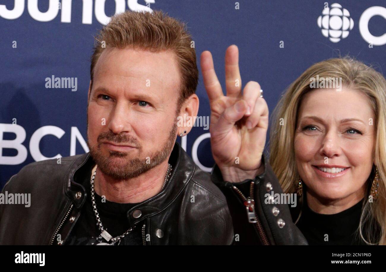 Page 3 His Wife Julie High Resolution Stock Photography and Images