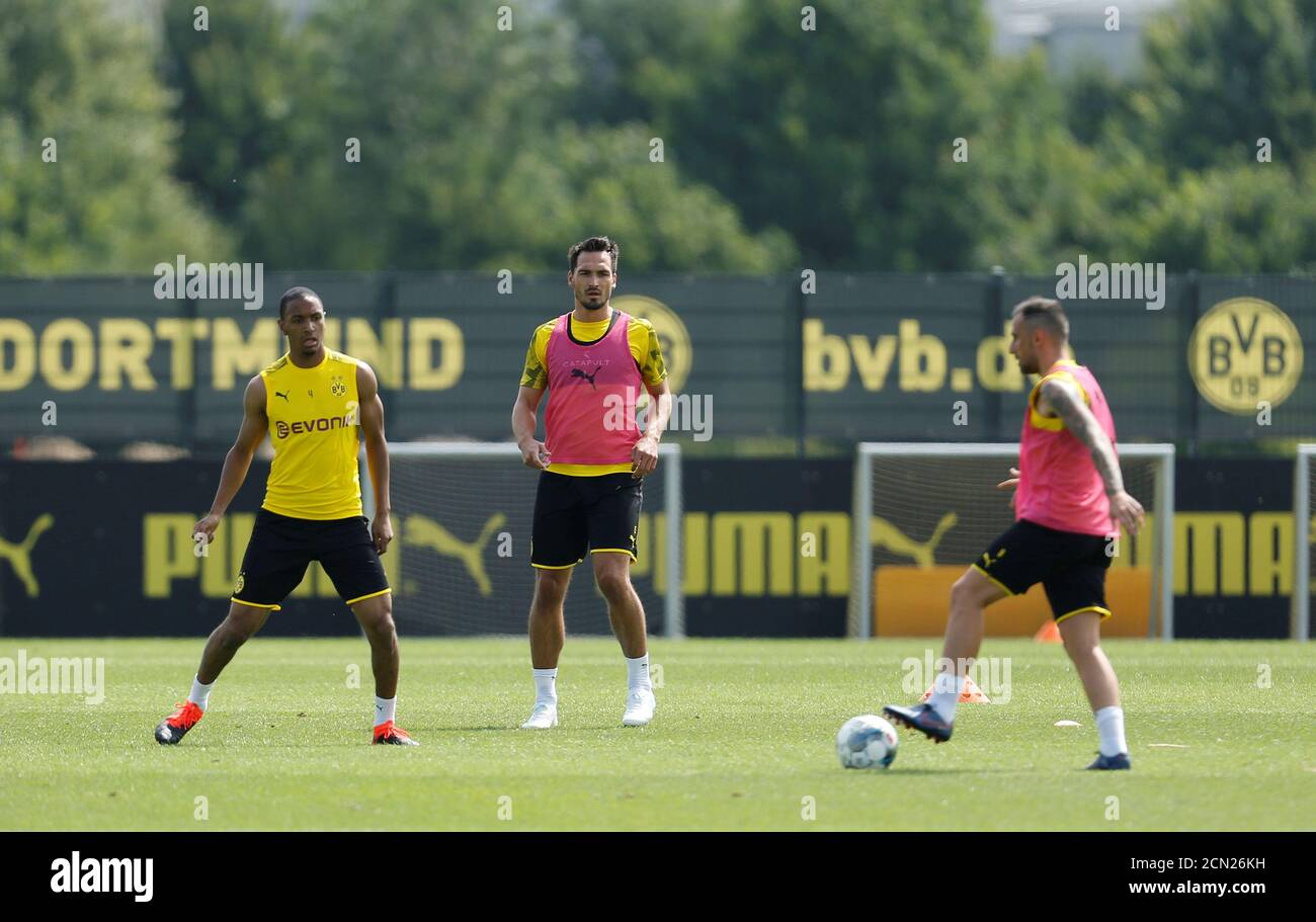 Mats Hummels Borussia Dortmund Borussia 5 High Resolution Stock Photography  and Images - Alamy