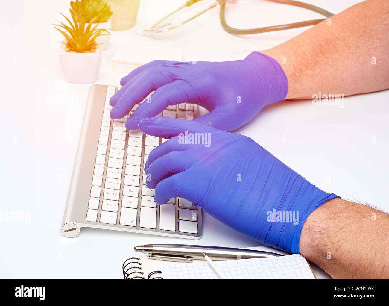 Hand in latex gloves using hi-res stock photography and images - Alamy