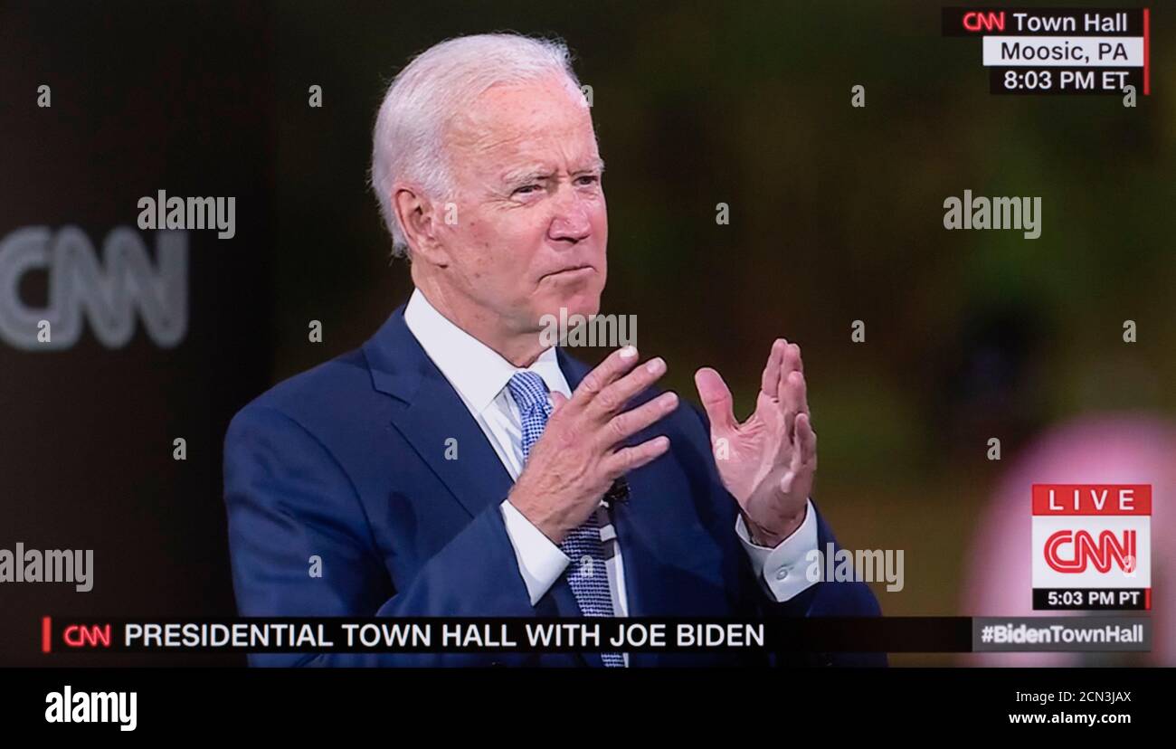 Moosic, Pennsylvania, USA. 17th Sep, 2020. Screen grab from the CNN Town Hall with Democratic nominee for president, JOE BIDEN. Moderated by Anderson Cooper, and taking place in the parking lot of PNC Field with social distance protocols in place for the 35 cars and 100 people, Vice President Biden fielded questions on a variety of subjects on the minds of Pennsylvania voters. Credit: Cnn/ZUMA Wire/Alamy Live News Stock Photo