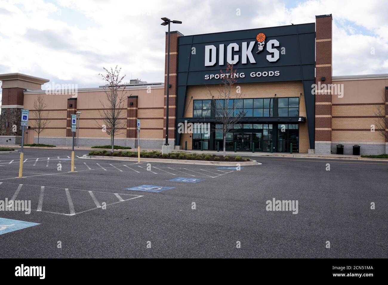 A Dick's Sporting Goods store is closed due to the outbreak of coronavirus disease (COVID-19) in Washington, DC, U.S. April 10, 2020.      REUTERS/Joshua Roberts Stock Photo