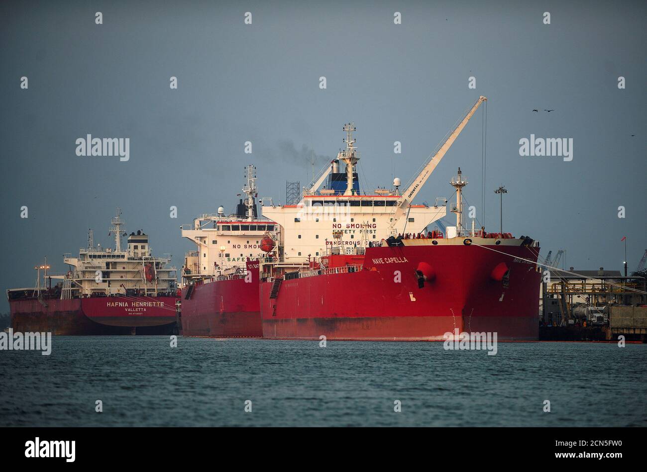 Oil tankers are docked at the port of Tuxpan, in Veracruz state, Mexico April 22, 2020. Picture taken April 22, 2020. REUTERS/Oscar Martinez Stock Photo