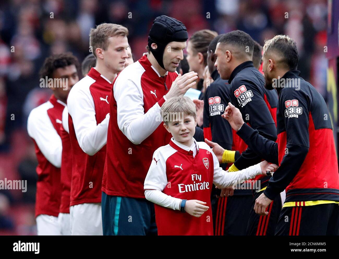 Soccer Football - Premier League - Arsenal vs Watford - Emirates Stadium, London, Britain - March 11, 2018   Arsenal's Petr Cech shakes hands before the match   REUTERS/Eddie Keogh    EDITORIAL USE ONLY. No use with unauthorized audio, video, data, fixture lists, club/league logos or 'live' services. Online in-match use limited to 75 images, no video emulation. No use in betting, games or single club/league/player publications.  Please contact your account representative for further details. Stock Photo