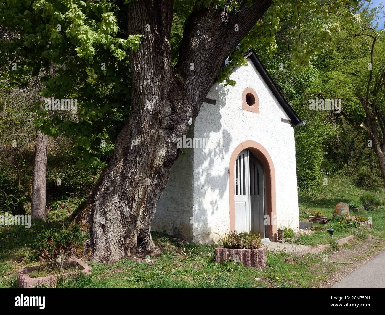 Road Chapel at the Nohner mill Stock Photo