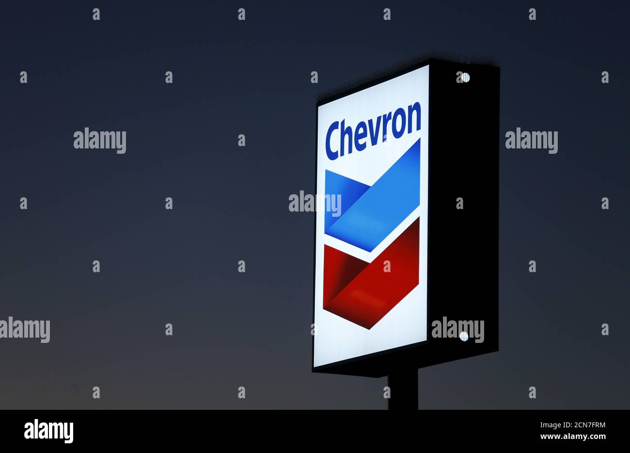 Chevron gas station sign hi-res stock photography and images - Alamy