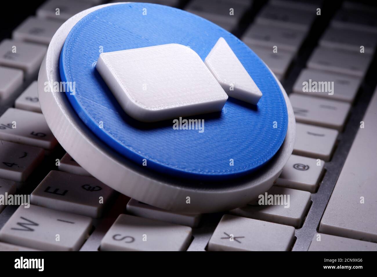 Zoom logo hi-res stock photography and images - Alamy